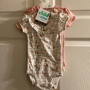 Carter’s Baby girl Onesies 3-6 NWT
